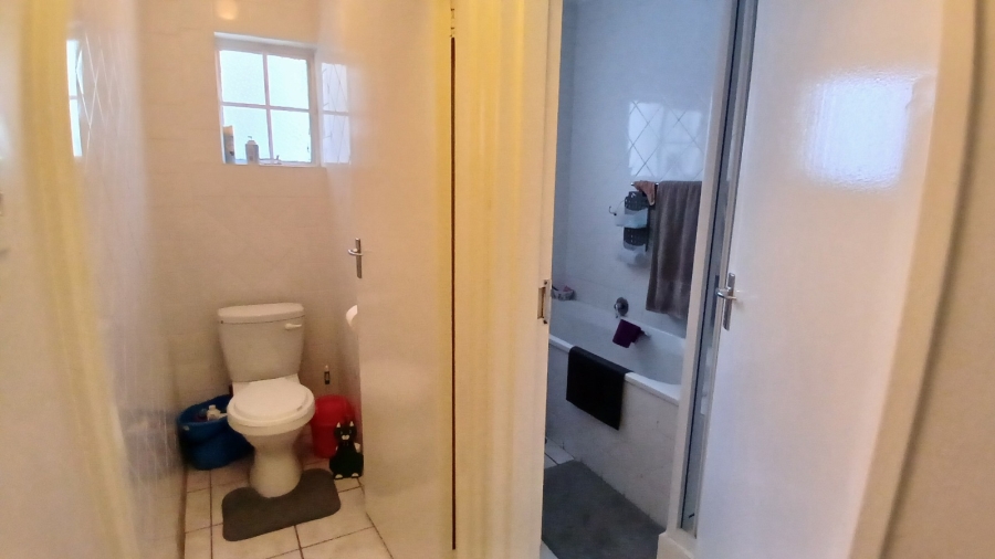 To Let 2 Bedroom Property for Rent in St Georges Park Eastern Cape